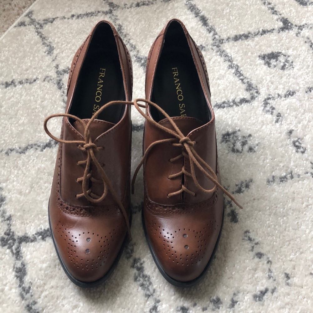 Franco Sarto Bridget stacked heel lace up shoe 8.5